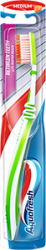 Aquafresh (Аквафреш) Between Teeth Medium зубная щетка