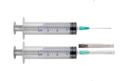 Шприц Arterium одноразовый стерильный трехкомпонентный с 2 иглами 20 мл