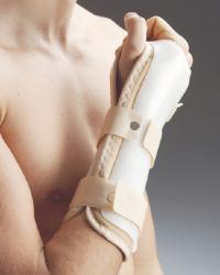 Бандаж лучезапястный сустав термопластическая шина размер М правая ORT-05 АУРАФИКС